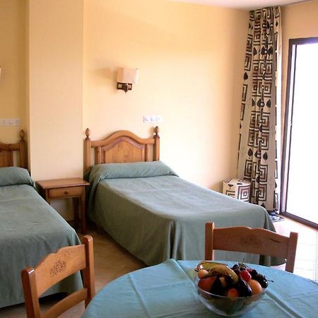 קאלה ראטג'אדה Apartamentos Triton חדר תמונה